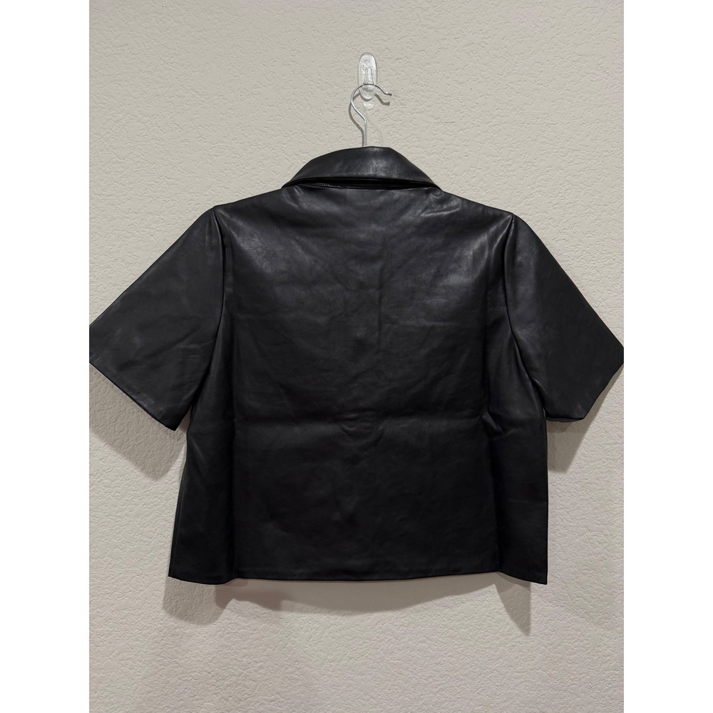 Tuckernuck Faux Leather Button Up Cropped Shirt Black XS Pockets Edgy Grunge NEW - Picture 3 of 7